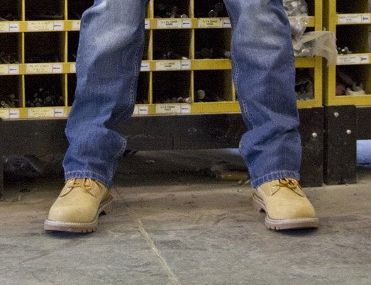 chaussure securite caterpillar leroy merlin