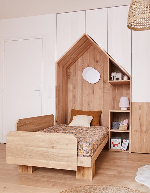 Une Chambre D Enfant Personnalisee Coloree Et Nature Leroy Merlin