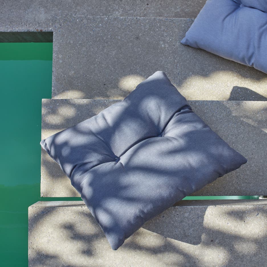 Coussin pour s'asseoir autour de la piscine Leroy Merlin